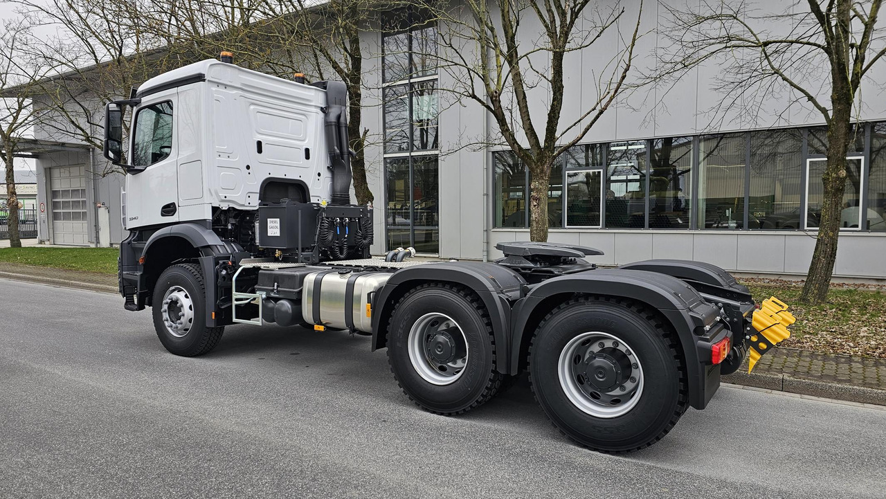 MERCEDES-BENZ Actros 3340 S 6x4 ADR Euro 3 Tractor Head - Тягач: фото 3 MERCEDES-BENZ Actros 3340 S 6x4 ADR Euro 3 Tractor Head - Тягач: фото 3