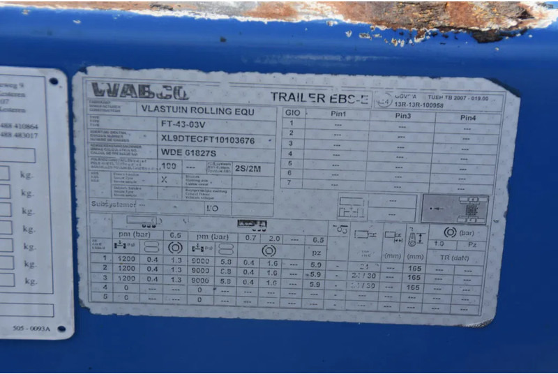 D-Tec FT-43-03V - DAMAGED - ALL CONNECTIONS - 3 x EXTENDABLE - LIFT AXLE - BPW AXLES - DRUM BRAKES - - Полуприцеп-контейнеровоз/ Сменный кузов: фото 4 D-Tec FT-43-03V - DAMAGED - ALL CONNECTIONS - 3 x EXTENDABLE - LIFT AXLE - BPW AXLES - DRUM BRAKES - - Полуприцеп-контейнеровоз/ Сменный кузов: фото 4