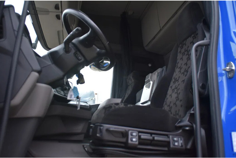 Scania R460 NGS 4x2 - SUPER - RETARDER - 324 TKM - PARK. AIRCO - ACC - NAVI - 2 x FUEL TANKS - TOP CONDITION - - Тягач: фото 4 Scania R460 NGS 4x2 - SUPER - RETARDER - 324 TKM - PARK. AIRCO - ACC - NAVI - 2 x FUEL TANKS - TOP CONDITION - - Тягач: фото 4
