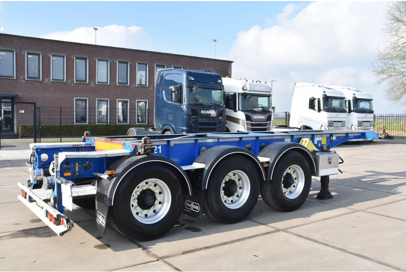 Van Hool A3C002 - ADR FL - 20 FT SWAP - LIFT AXLE - BPW AXLES - DISC BRAKES - 3180 KG EMPTY WEIGHT ! - Полуприцеп-контейнеровоз/ Сменный кузов: фото 2 Van Hool A3C002 - ADR FL - 20 FT SWAP - LIFT AXLE - BPW AXLES - DISC BRAKES - 3180 KG EMPTY WEIGHT ! - Полуприцеп-контейнеровоз/ Сменный кузов: фото 2