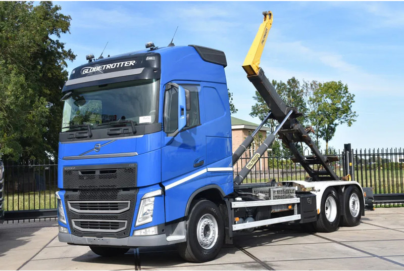 Volvo FH 460 6x2*4 - PALFINGER HOOKLIFT - 841 TKM - PARK. AIRCO - WHEELBASE: 480 CM - PTO - TOP CONDITION - - Крюковой мультилифт: фото 1 Volvo FH 460 6x2*4 - PALFINGER HOOKLIFT - 841 TKM - PARK. AIRCO - WHEELBASE: 480 CM - PTO - TOP CONDITION - - Крюковой мультилифт: фото 1