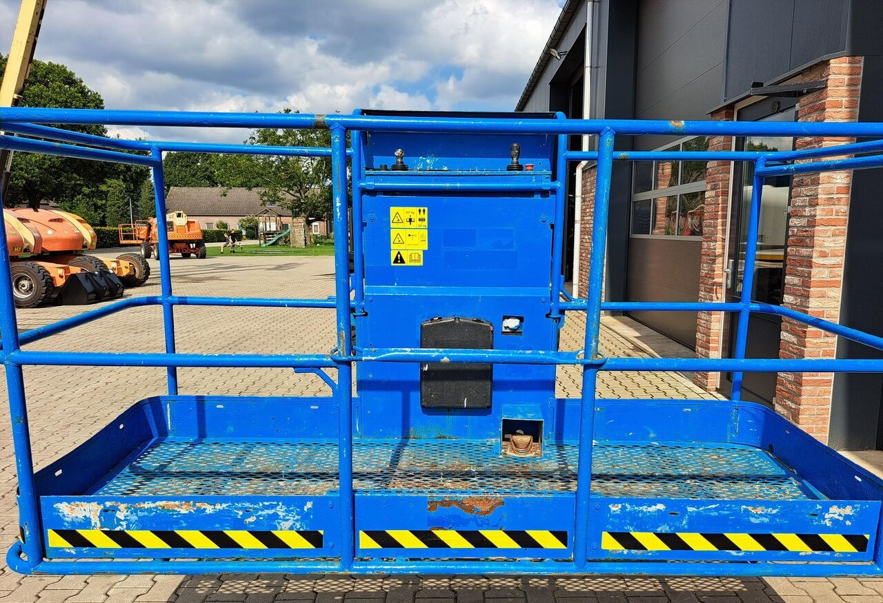 Genie S45 - Телескопический подъемник: фото 4 Genie S45 - Телескопический подъемник: фото 4