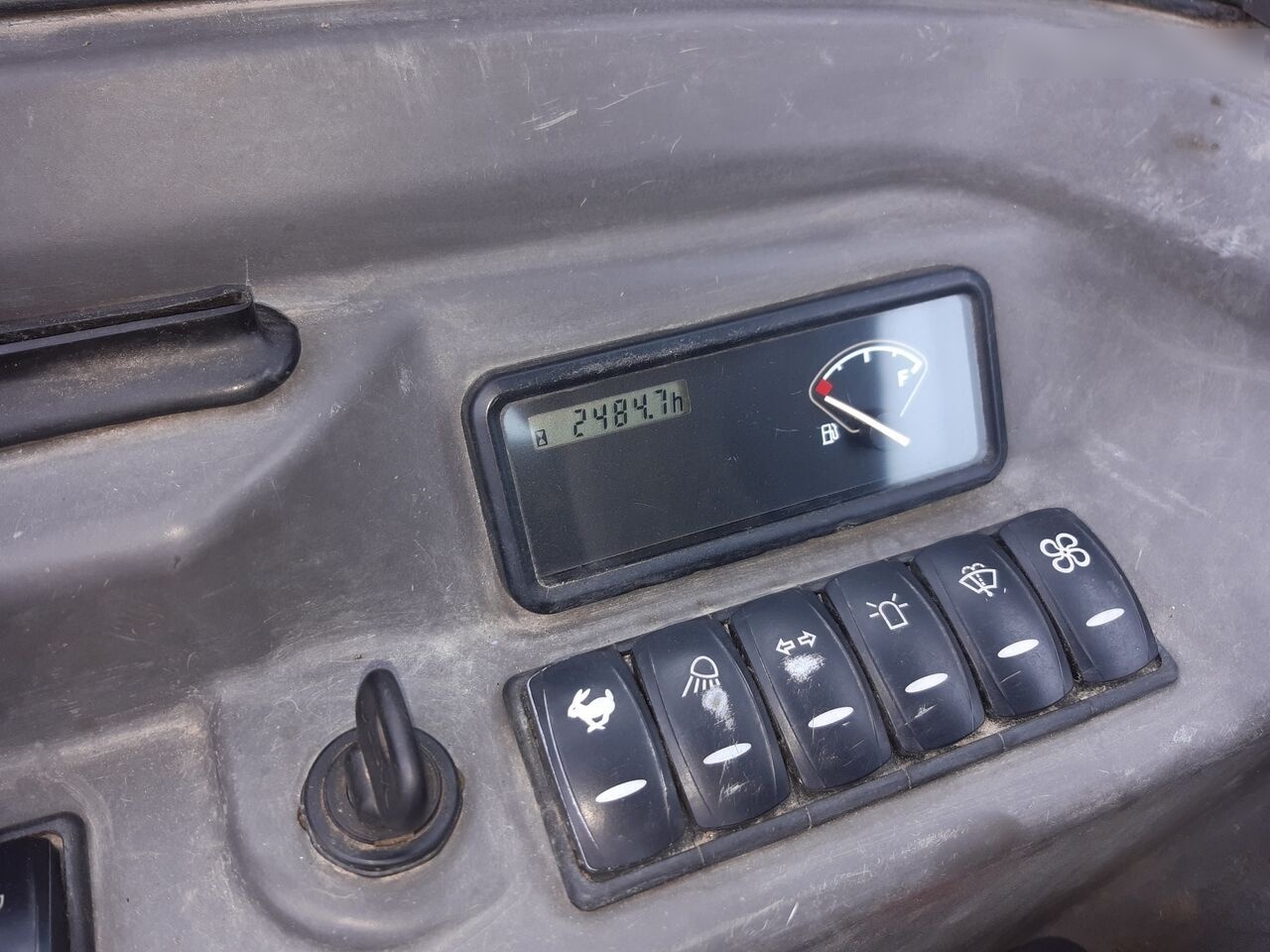 Мини-экскаватор Volvo EC18D: фото 6 Мини-экскаватор Volvo EC18D: фото 6