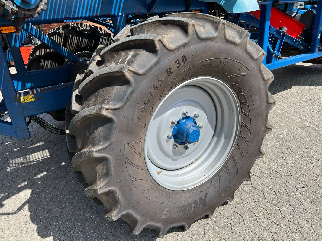 ASA-Lift ASA-LIFT SL-1022 - Навесное оборудование для комбайна: фото 5 ASA-Lift ASA-LIFT SL-1022 - Навесное оборудование для комбайна: фото 5