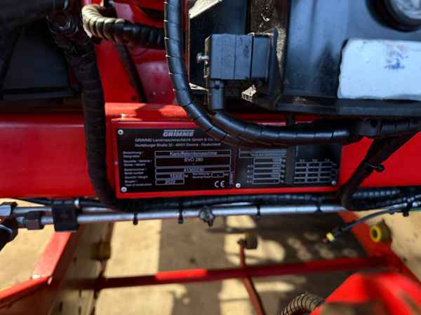 Grimme EVO 280 ClodSep - Комбайн: фото 2 Grimme EVO 280 ClodSep - Комбайн: фото 2