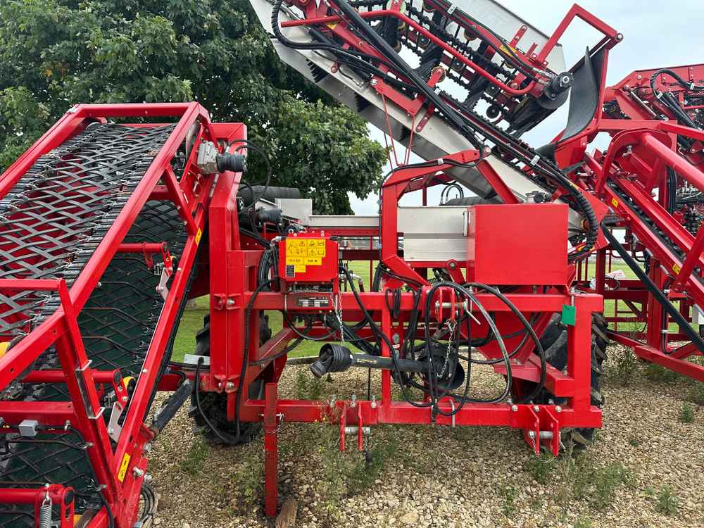 ASA-Lift MC1010E - Уборочная машина для винограда: фото 2 ASA-Lift MC1010E - Уборочная машина для винограда: фото 2