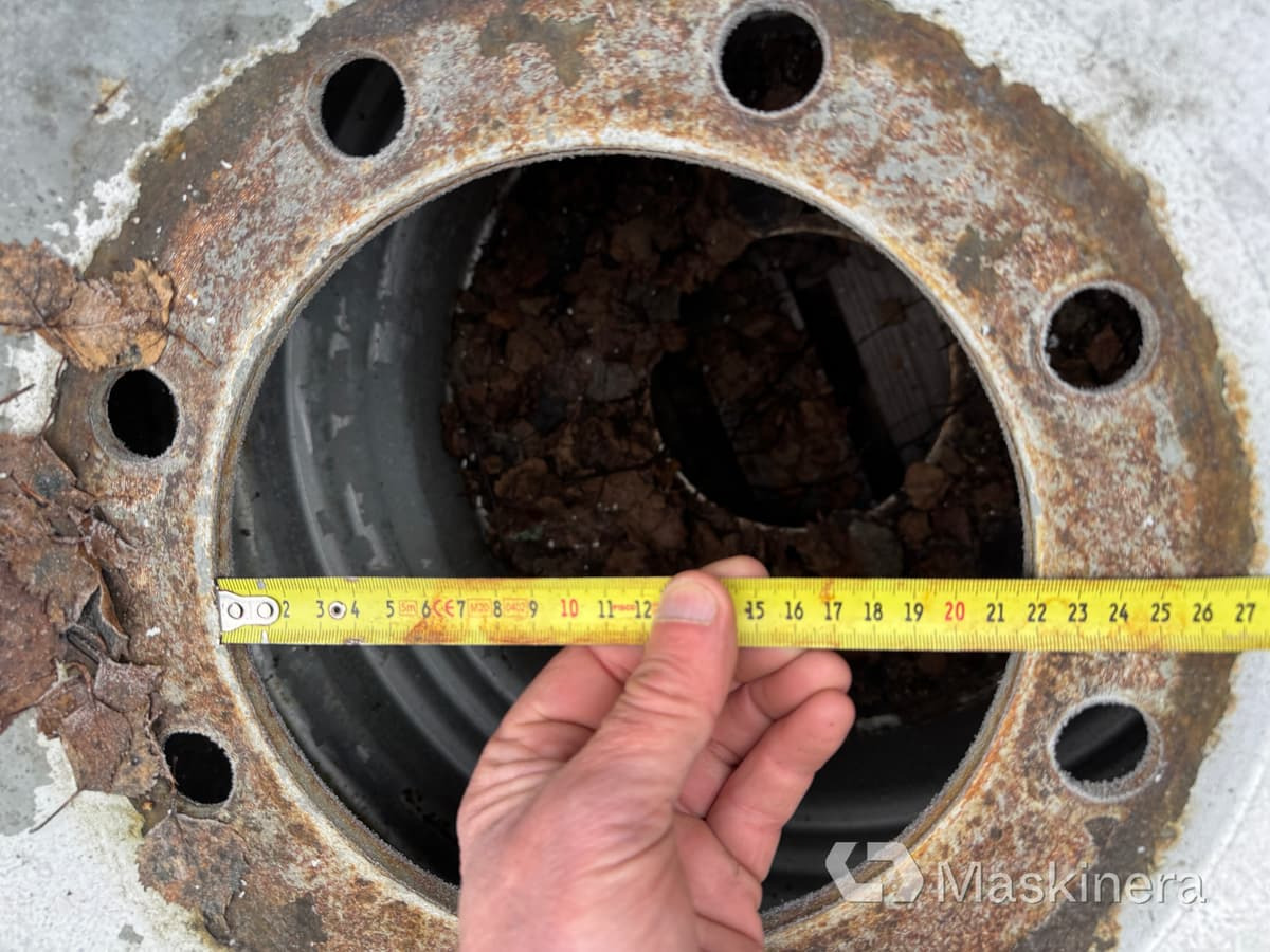 Колесо для Строительной техники Entreprenaddäck på fälg med dubbar: фото 8