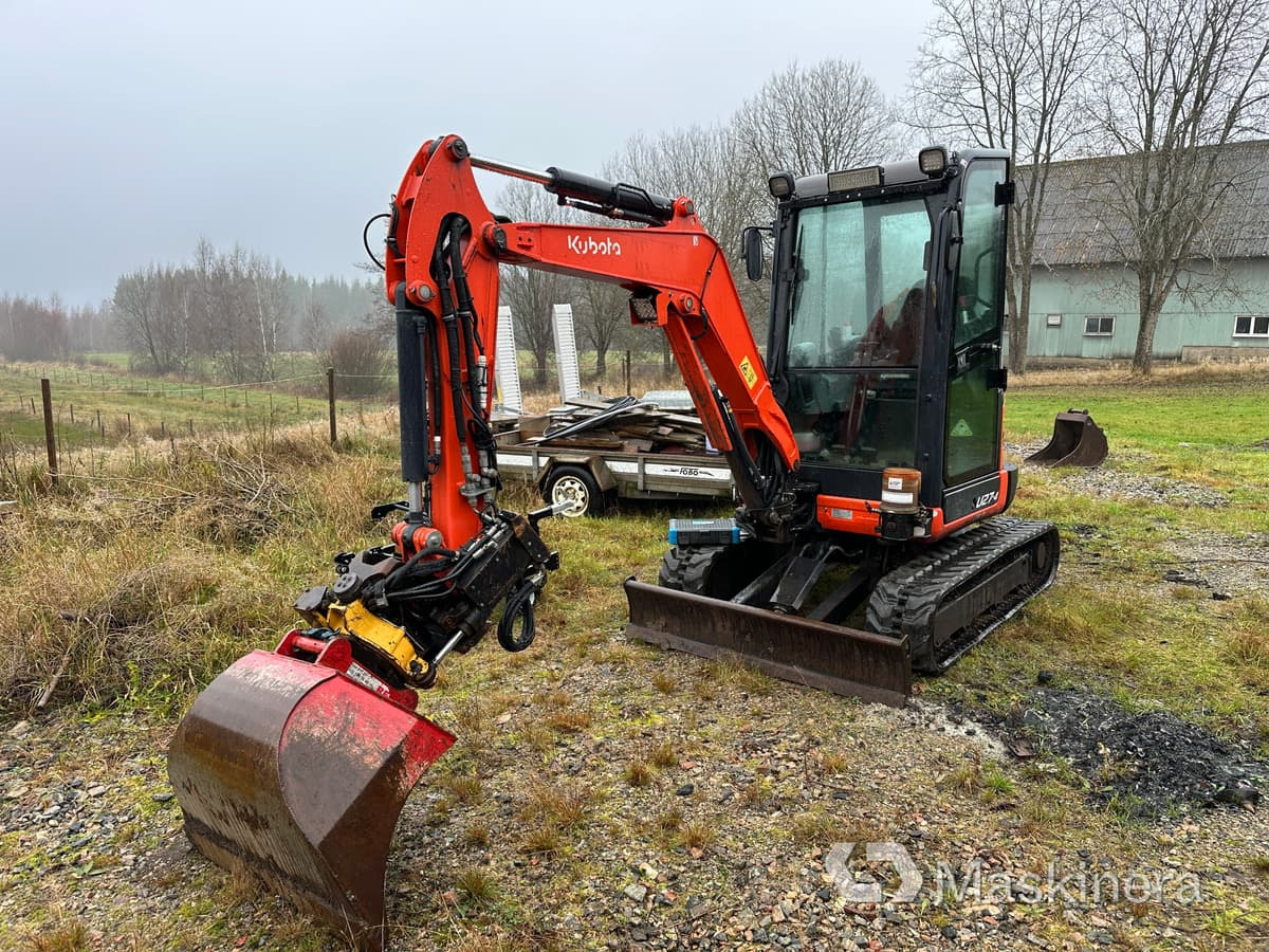 Grävmaskin Kubota U27-4 - Гусеничный экскаватор: фото 1 Grävmaskin Kubota U27-4 - Гусеничный экскаватор: фото 1