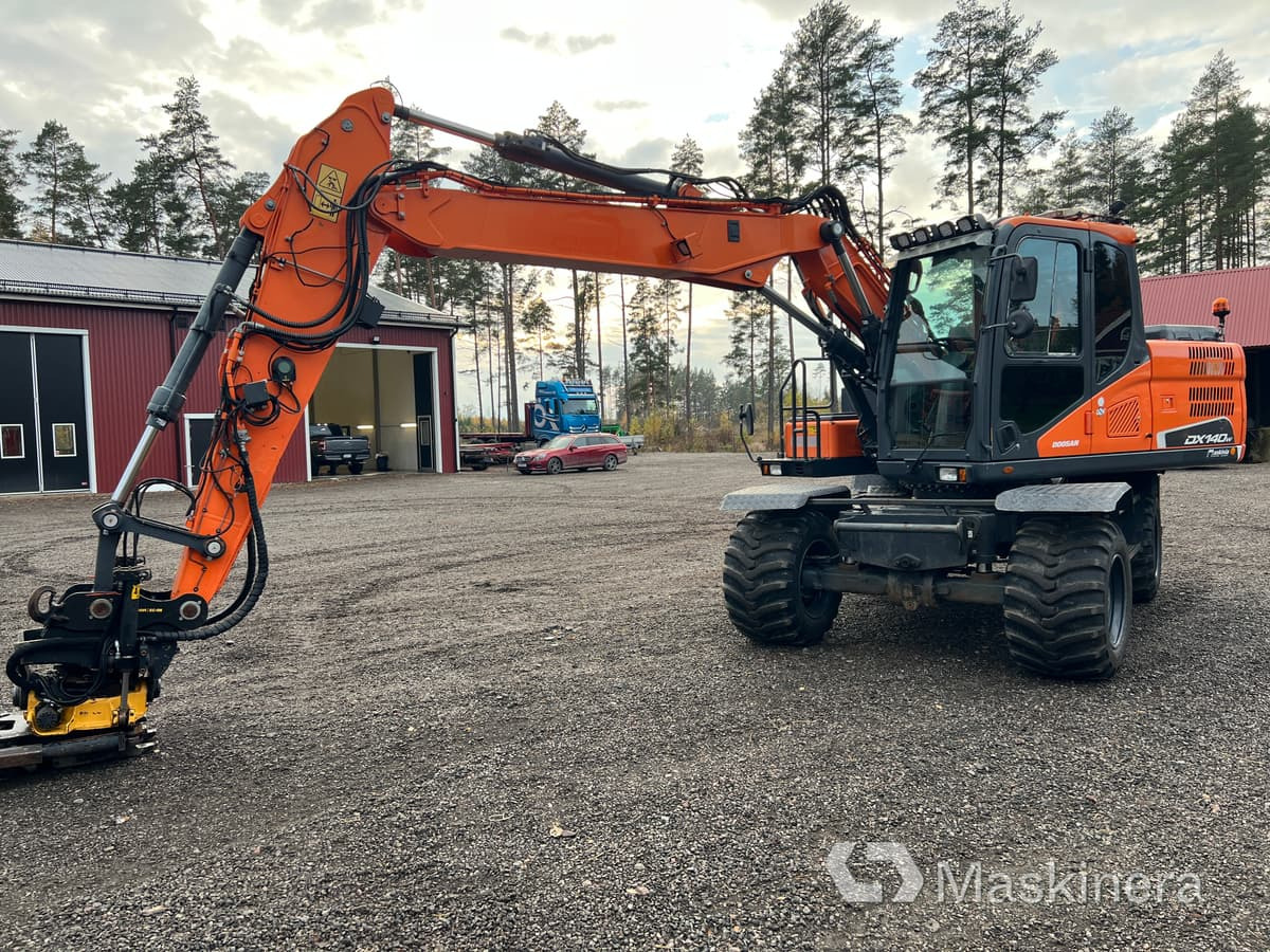 Hjulgrävare Doosan DX140-5 - Гусеничный экскаватор: фото 1 Hjulgrävare Doosan DX140-5 - Гусеничный экскаватор: фото 1