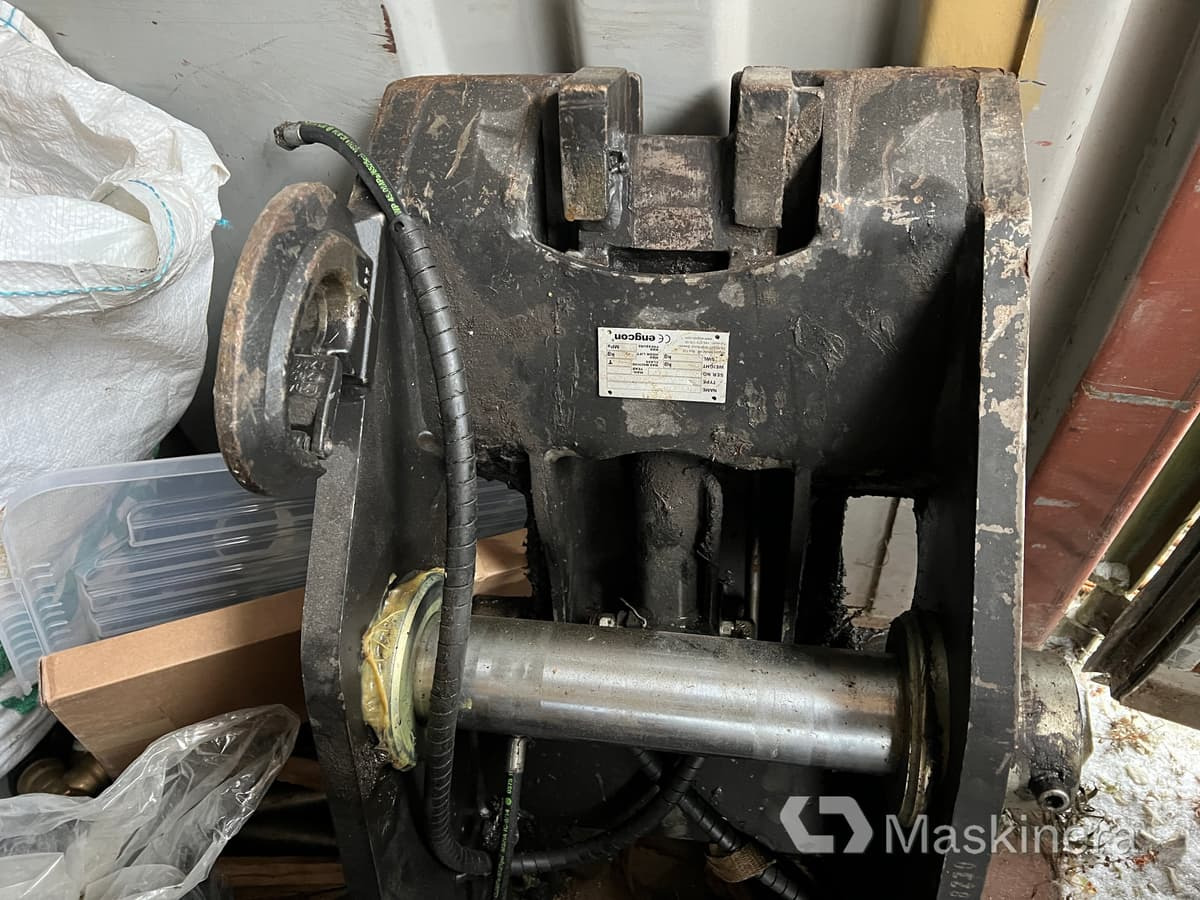 Redskapsfäste B20 Engcon RFS1 - Навесное оборудование для Строительной техники: фото 3 Redskapsfäste B20 Engcon RFS1 - Навесное оборудование для Строительной техники: фото 3