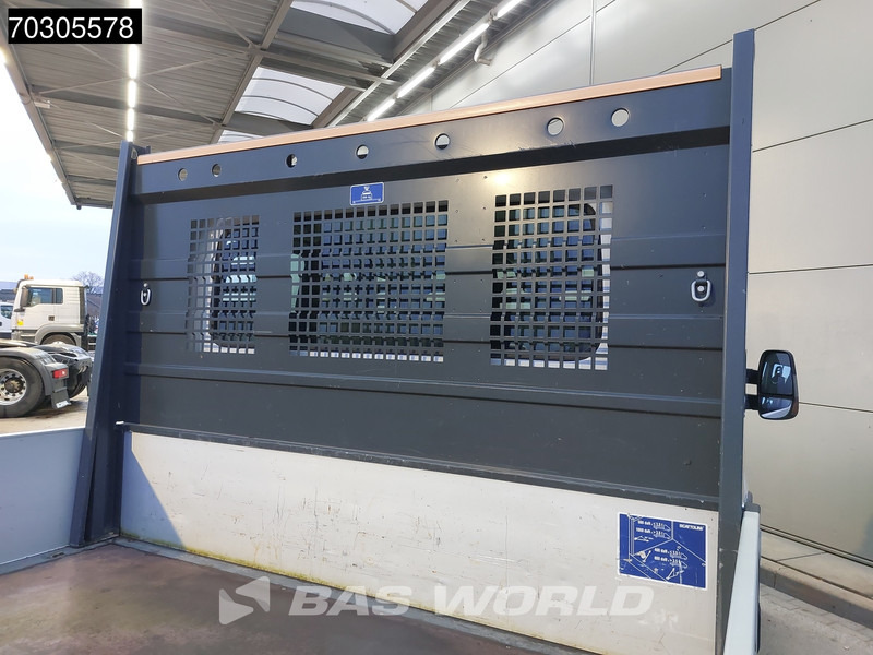 Малотоннажный бортовой грузовик Iveco Daily 35C18 3.0L Automaat Dubbel Cabine Open Laadbak Dubbellucht LED Airco Cruise Euro6 Pritsche Pickup Airco Cruise control: фото 7 Малотоннажный бортовой грузовик Iveco Daily 35C18 3.0L Automaat Dubbel Cabine Open Laadbak Dubbellucht LED Airco Cruise Euro6 Pritsche Pickup Airco Cruise control: фото 7