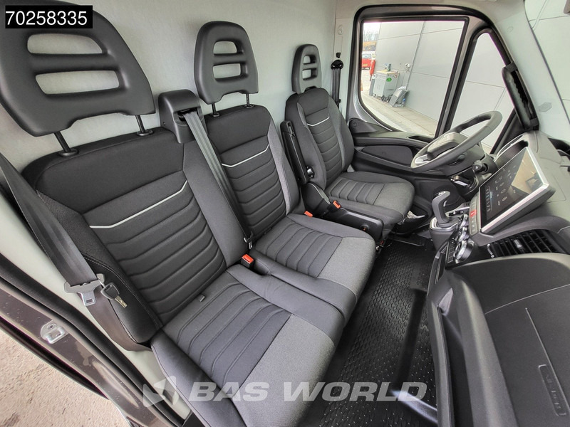Новый Цельнометаллический фургон Iveco Daily 35C21 3.0L Automaat 210PK L3H2 2025-Model Dubbellucht 3,5t Trekvermogen ACC LED CarPlay Camera Parkeersensoren Velgen 16m3 Euro6: фото 15 Новый Цельнометаллический фургон Iveco Daily 35C21 3.0L Automaat 210PK L3H2 2025-Model Dubbellucht 3,5t Trekvermogen ACC LED CarPlay Camera Parkeersensoren Velgen 16m3 Euro6: фото 15