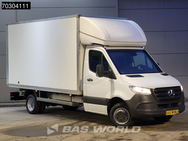 Mercedes-Benz Sprinter 514 CDI Dubbellucht Bakwagen Achterdeuren Airco Cruise MBUX CarPlay Euro6 Meubelbak Koffer Airco Cruise control - Фургон с закрытым кузовом: фото 3 Mercedes-Benz Sprinter 514 CDI Dubbellucht Bakwagen Achterdeuren Airco Cruise MBUX CarPlay Euro6 Meubelbak Koffer Airco Cruise control - Фургон с закрытым кузовом: фото 3
