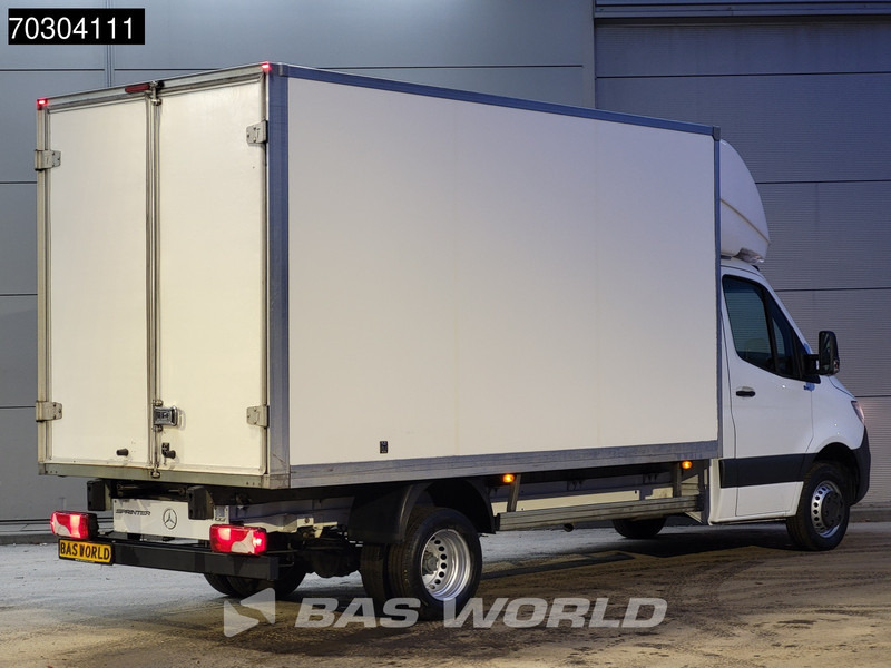 Mercedes-Benz Sprinter 514 CDI Dubbellucht Bakwagen Achterdeuren Airco Cruise MBUX CarPlay Euro6 Meubelbak Koffer Airco Cruise control - Фургон с закрытым кузовом: фото 5 Mercedes-Benz Sprinter 514 CDI Dubbellucht Bakwagen Achterdeuren Airco Cruise MBUX CarPlay Euro6 Meubelbak Koffer Airco Cruise control - Фургон с закрытым кузовом: фото 5