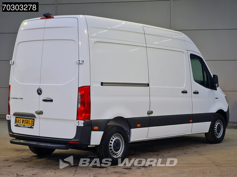 Mercedes-Benz eSprinter 312 NIEUW! L2H2 100% Elektrisch 55kWh 168km WLTP Airco Camera Airco - Цельнометаллический фургон, Электрический фургон: фото 5 Mercedes-Benz eSprinter 312 NIEUW! L2H2 100% Elektrisch 55kWh 168km WLTP Airco Camera Airco - Цельнометаллический фургон, Электрический фургон: фото 5