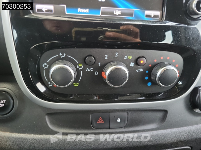 Renault Trafic 145pk Automaat Dubbel Cabine L2H1 Trekhaak Navi Airco Cruise Camera Parkeersensoren Euro6 DC Doka Mixto Airco Trekhaak Cruise co в лизинг Renault Trafic 145pk Automaat Dubbel Cabine L2H1 Trekhaak Navi Airco Cruise Camera Parkeersensoren Euro6 DC Doka Mixto Airco Trekhaak Cruise co: фото 17 Renault Trafic 145pk Automaat Dubbel Cabine L2H1 Trekhaak Navi Airco Cruise Camera Parkeersensoren Euro6 DC Doka Mixto Airco Trekhaak Cruise co в лизинг Renault Trafic 145pk Automaat Dubbel Cabine L2H1 Trekhaak Navi Airco Cruise Camera Parkeersensoren Euro6 DC Doka Mixto Airco Trekhaak Cruise co: фото 17