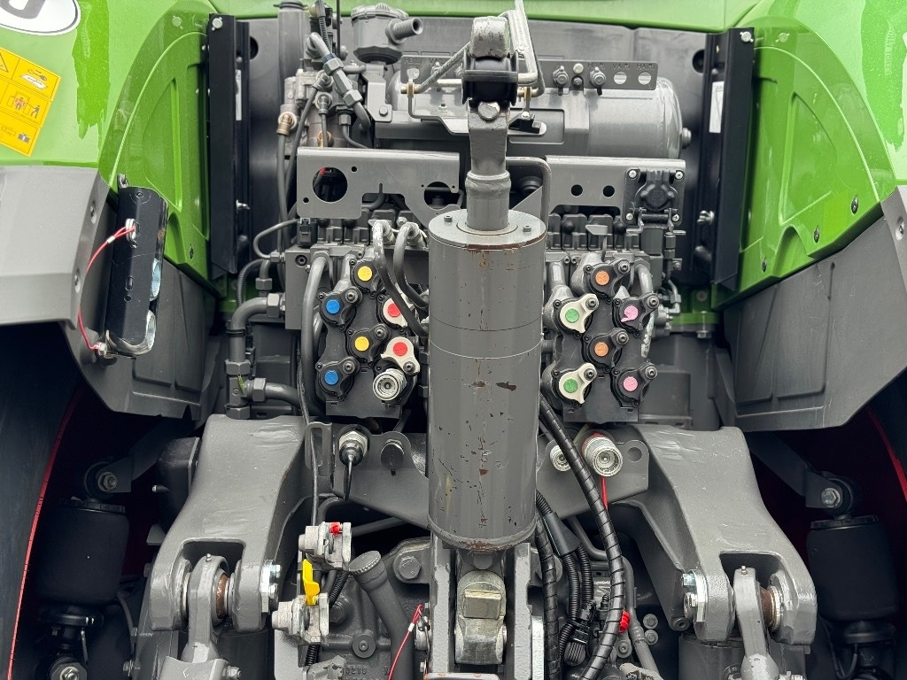 Трактор Fendt 1050: фото 9