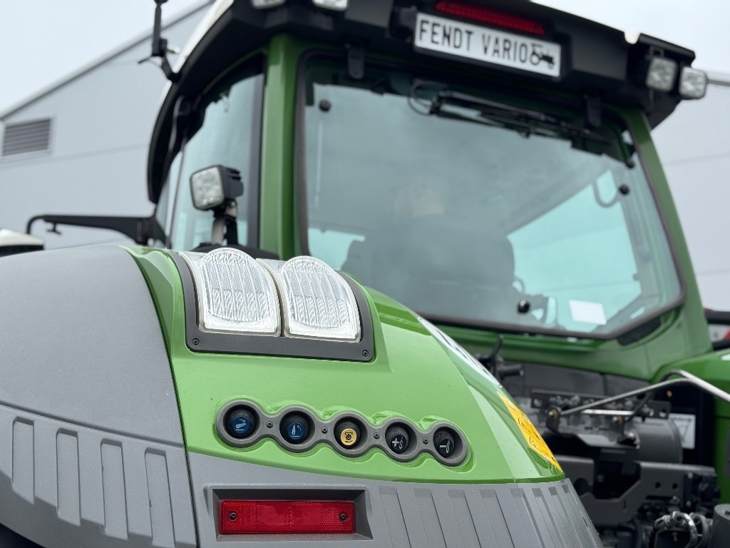 Трактор Fendt 1050: фото 10