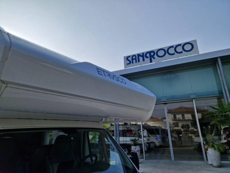 Etrusco A 7300 DB - Альковный автодом: фото 4 Etrusco A 7300 DB - Альковный автодом: фото 4