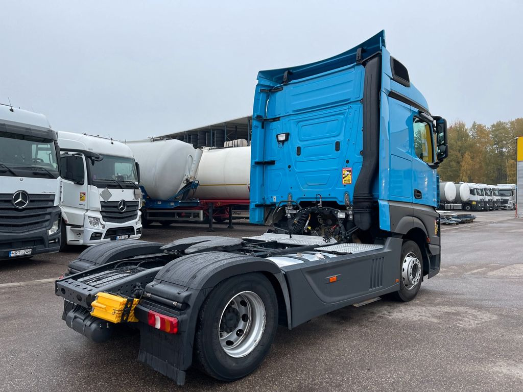 Mercedes-Benz 1842 Stream space - Тягач: фото 3 Mercedes-Benz 1842 Stream space - Тягач: фото 3