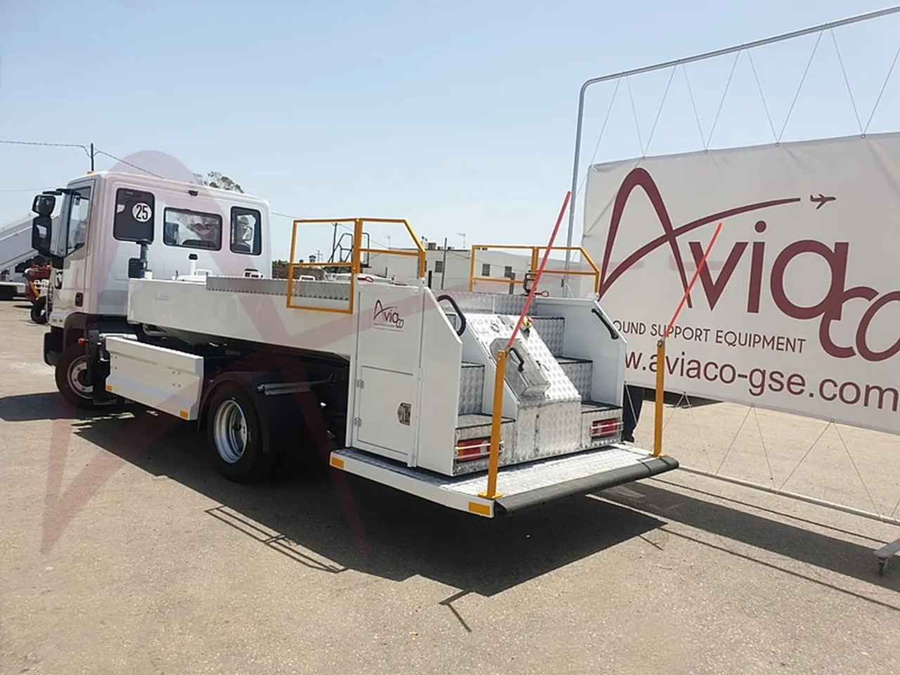 MALLAGHAN WSU 3000 - Аэродромная техника: фото 3 MALLAGHAN WSU 3000 - Аэродромная техника: фото 3