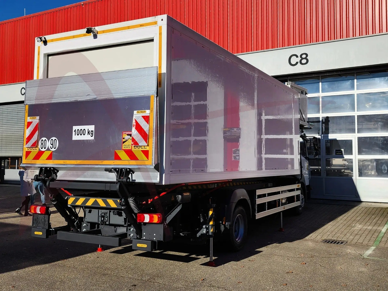 DOLL X-CLEAN M FULL SIZE Cleaning Lift - Машина для обслуживания туалетных отсеков: фото 4 DOLL X-CLEAN M FULL SIZE Cleaning Lift - Машина для обслуживания туалетных отсеков: фото 4