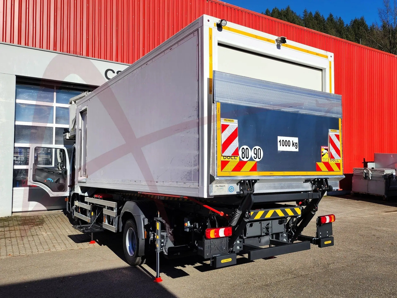 DOLL X-CLEAN M FULL SIZE Cleaning Lift - Машина для обслуживания туалетных отсеков: фото 3 DOLL X-CLEAN M FULL SIZE Cleaning Lift - Машина для обслуживания туалетных отсеков: фото 3