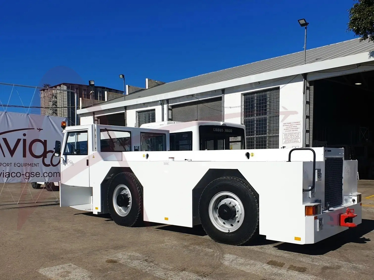 SCHOPF F180 - Аэродромный тягач: фото 2 SCHOPF F180 - Аэродромный тягач: фото 2