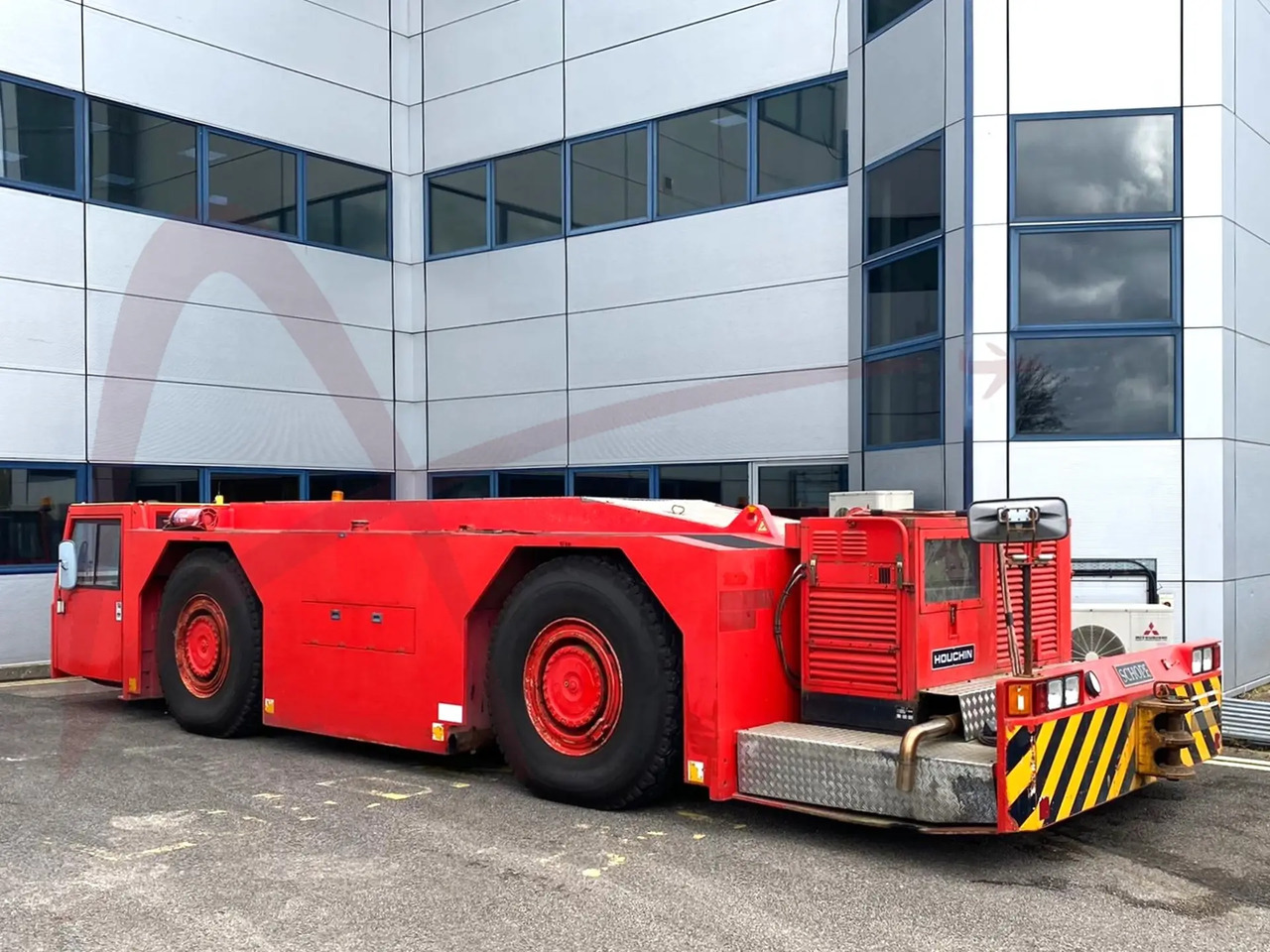 SCHOPF F396P - Аэродромный тягач: фото 2 SCHOPF F396P - Аэродромный тягач: фото 2