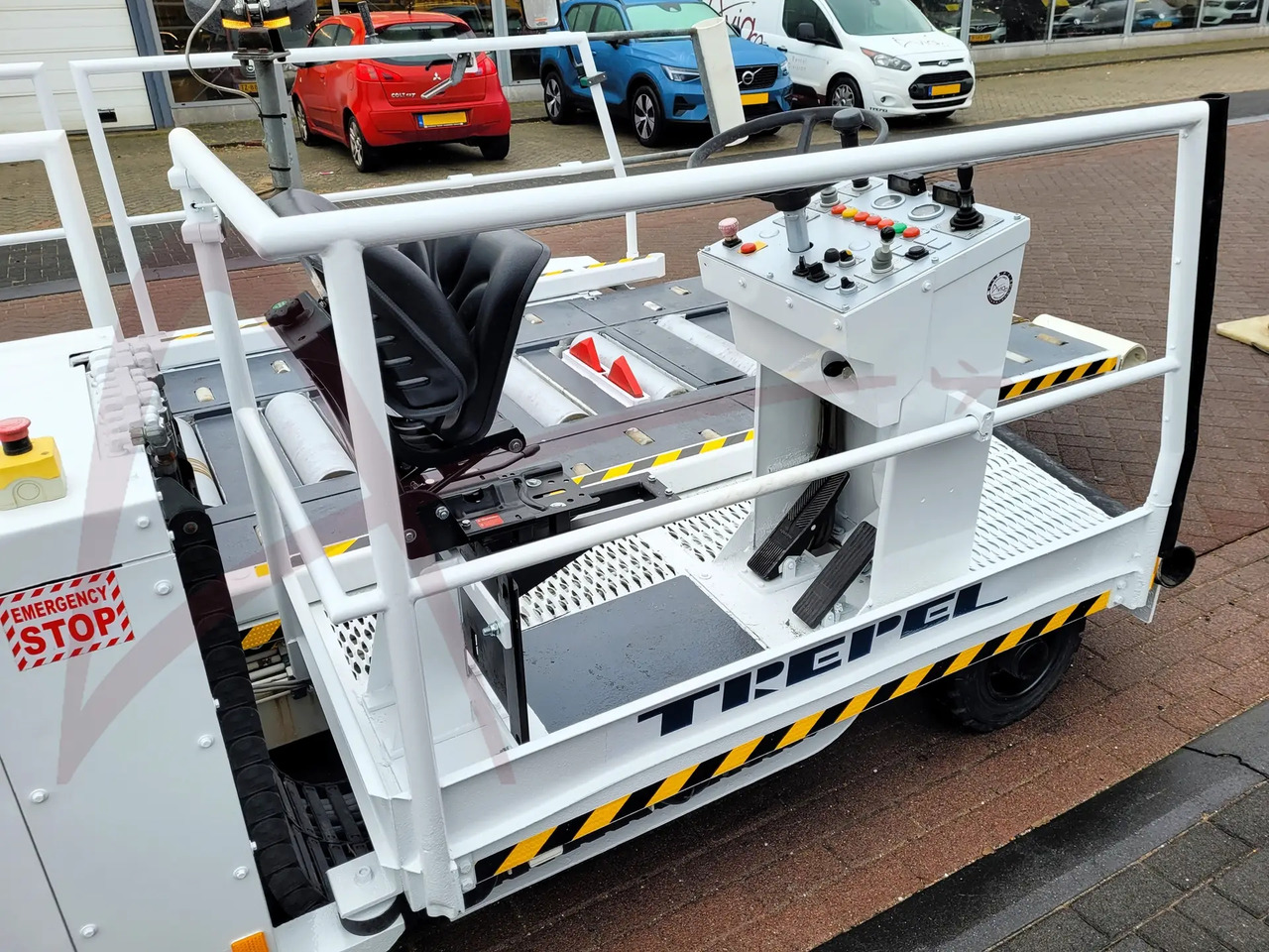 TREPEL CCL35/35 - Перегружатель контейнеров и паллет: фото 4 TREPEL CCL35/35 - Перегружатель контейнеров и паллет: фото 4