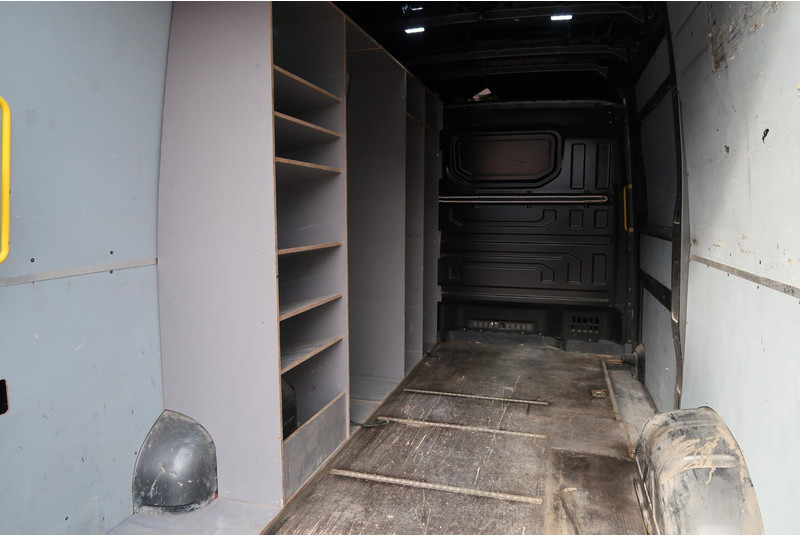 Цельнометаллический фургон MAN TGE 35 2.0 L3H3 AUT/ CAMERA/ LED/ ACC/ CLIMA/ TREKHAAK: фото 18 Цельнометаллический фургон MAN TGE 35 2.0 L3H3 AUT/ CAMERA/ LED/ ACC/ CLIMA/ TREKHAAK: фото 18