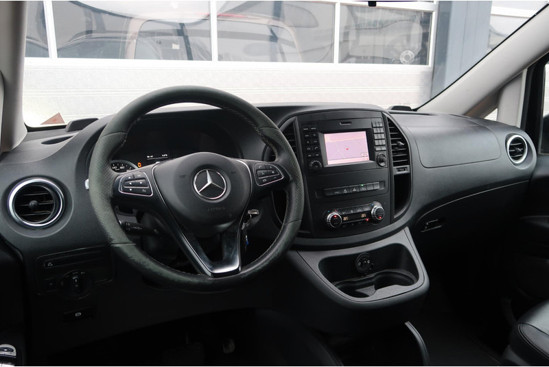 Mercedes-Benz Vito 119 CDI Extra Lang DC AUT/ LED/ CAMERA/ 2X SCHUIF/ CRUISE/ NAVI/ CLIMA/ LEDER/ TREKHAAK - Легковой фургон, Грузопассажирский фургон: фото 2 Mercedes-Benz Vito 119 CDI Extra Lang DC AUT/ LED/ CAMERA/ 2X SCHUIF/ CRUISE/ NAVI/ CLIMA/ LEDER/ TREKHAAK - Легковой фургон, Грузопассажирский фургон: фото 2