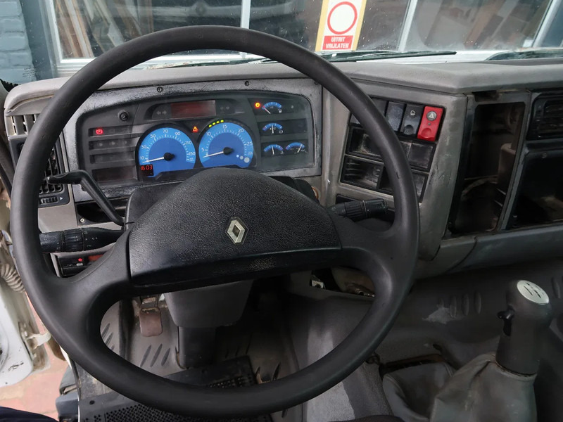 Renault Kerax 370 8X4/ MIXER/ BARYVAL 9 M3/ CRUISE CONTROL/ - Автобетоносмеситель: фото 2 Renault Kerax 370 8X4/ MIXER/ BARYVAL 9 M3/ CRUISE CONTROL/ - Автобетоносмеситель: фото 2