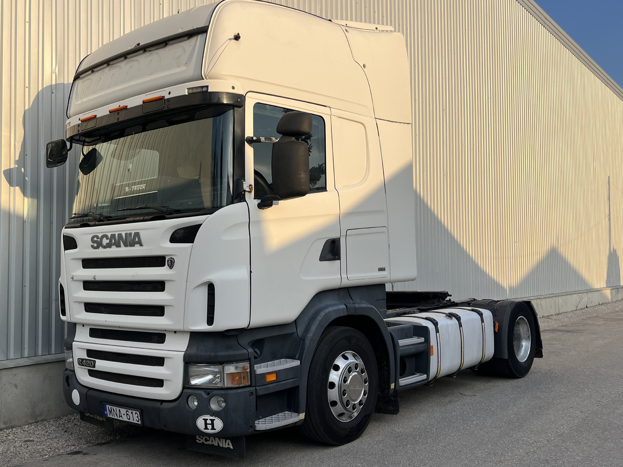 SCANIA R 420 LA 4X2 MLA - Тягач: фото 1 SCANIA R 420 LA 4X2 MLA - Тягач: фото 1