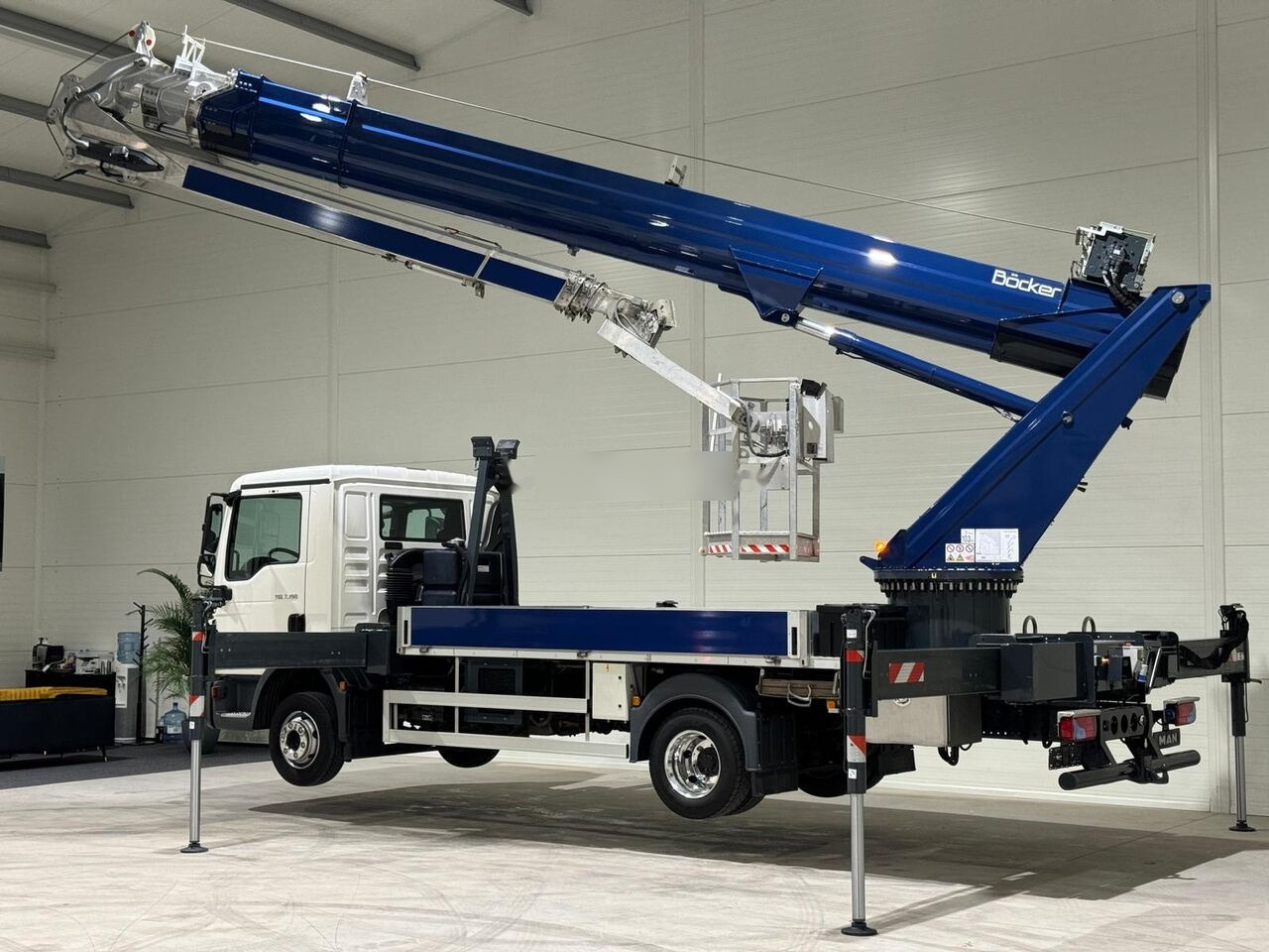 MAN Böcker AK 37/4000 on chassis в лизинг MAN Böcker AK 37/4000 on chassis: фото 14