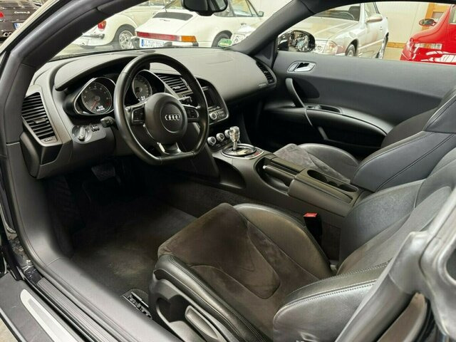 AUDI R8 4.2 FSI V8 quattro Coupé makellos!... - Легковой автомобиль: фото 5 AUDI R8 4.2 FSI V8 quattro Coupé makellos!... - Легковой автомобиль: фото 5