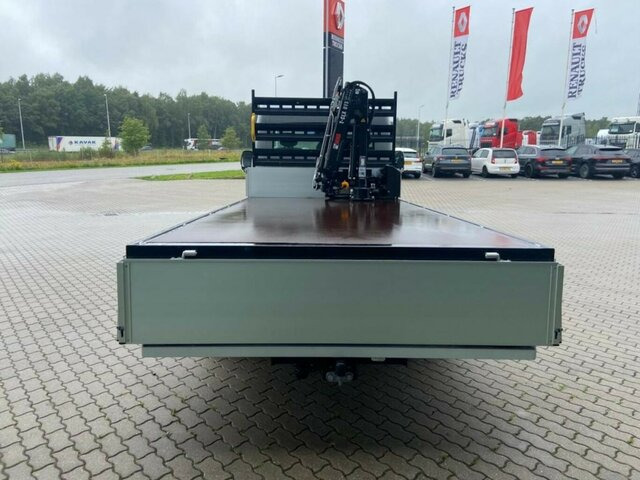 RENAULT Master 2.3 dCi 165 HIAB Kran T-CLX 013... - Малотоннажный бортовой грузовик: фото 4 RENAULT Master 2.3 dCi 165 HIAB Kran T-CLX 013... - Малотоннажный бортовой грузовик: фото 4