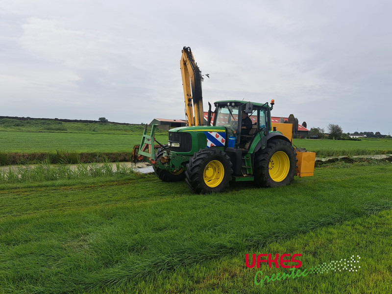 John Deere 6820 / BOS arm - Трактор: фото 2 John Deere 6820 / BOS arm - Трактор: фото 2