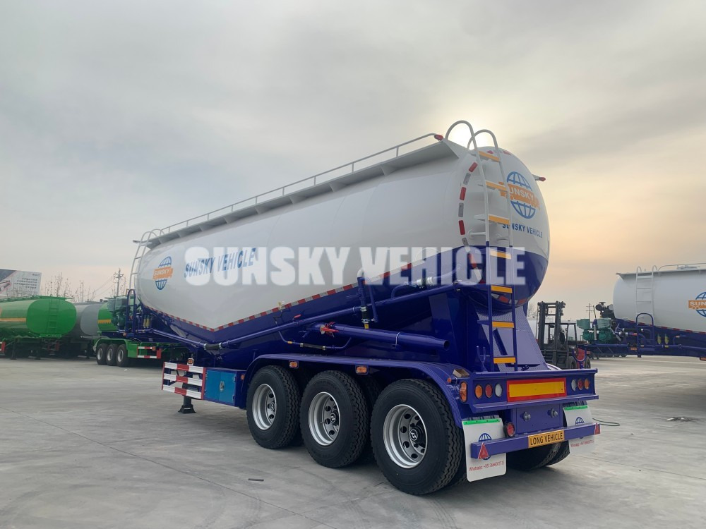 SUNSKY bulk cement trailer - Полуприцеп-цистерна: фото 4 SUNSKY bulk cement trailer - Полуприцеп-цистерна: фото 4