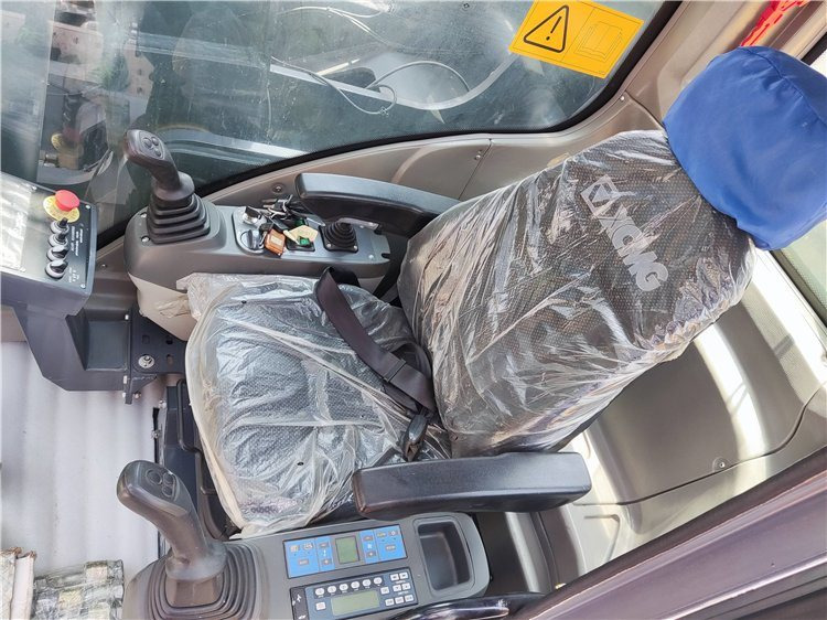 XCMG Official Xr280e Hydraulic Rotary Table Drill Rig Used Drilling Rig Machine for Sale - Буровая машина: фото 4 XCMG Official Xr280e Hydraulic Rotary Table Drill Rig Used Drilling Rig Machine for Sale - Буровая машина: фото 4