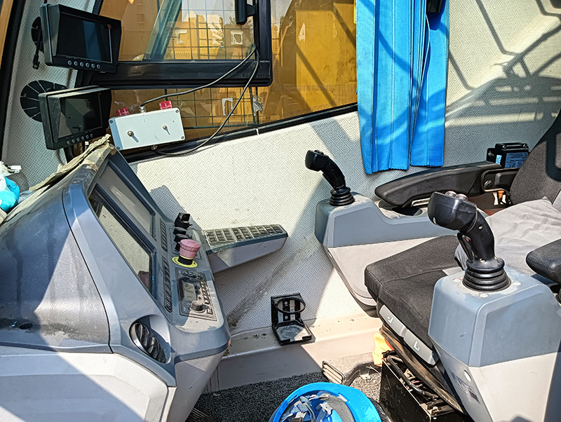 XCMG XCA500 used 500 ton hydraulic telescopic boom all terrain crane - Вседорожный кран: фото 3 XCMG XCA500 used 500 ton hydraulic telescopic boom all terrain crane - Вседорожный кран: фото 3