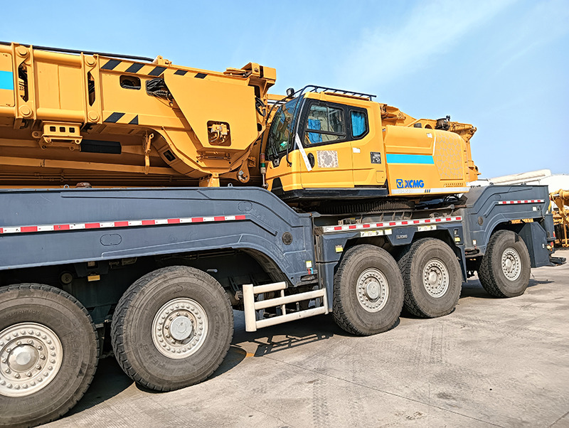 XCMG XCA500 used 500 ton hydraulic telescopic boom all terrain crane - Вседорожный кран: фото 4 XCMG XCA500 used 500 ton hydraulic telescopic boom all terrain crane - Вседорожный кран: фото 4