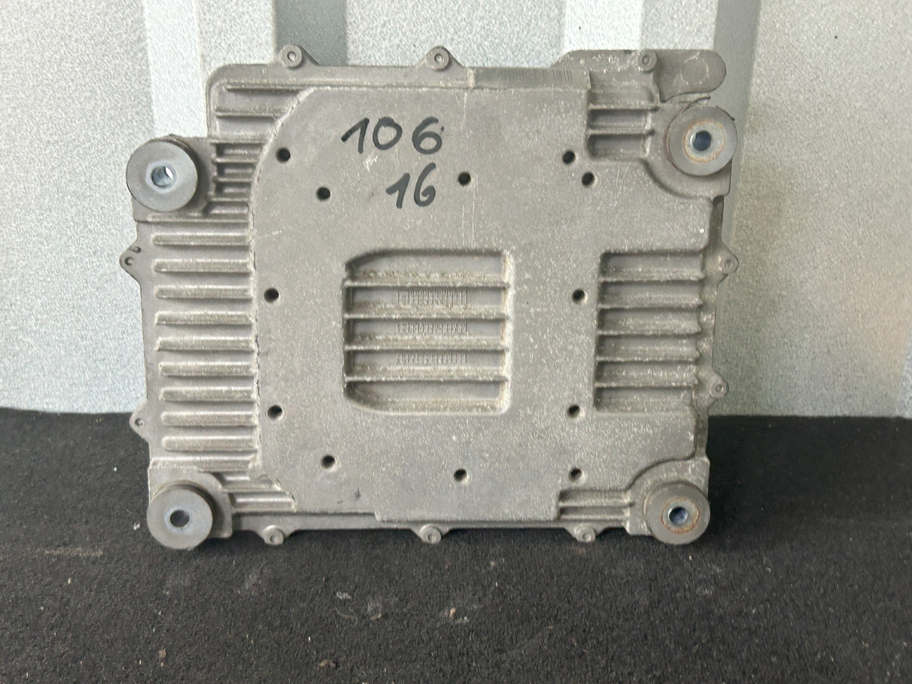 DAF ENGINE CONTROLLER DAF XF 106 480 - Блок управления: фото 3 DAF ENGINE CONTROLLER DAF XF 106 480 - Блок управления: фото 3