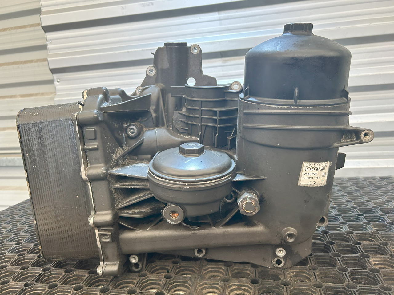 DAF OIL MODULE DAF XF - Масляный фильтр: фото 1 DAF OIL MODULE DAF XF - Масляный фильтр: фото 1