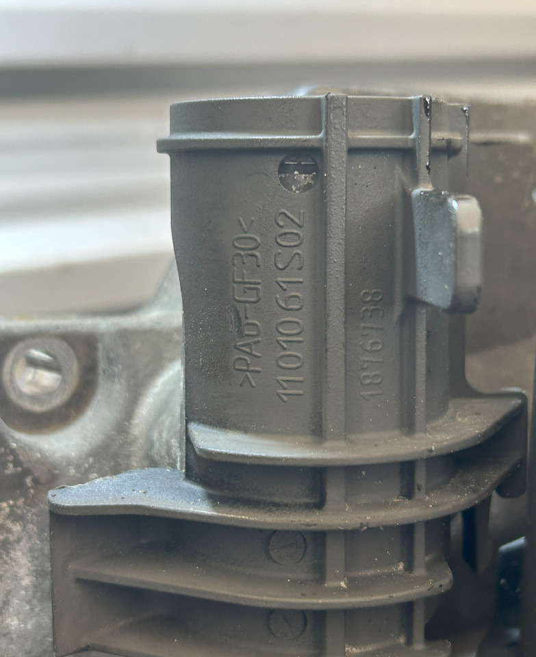 DAF OIL MODULE DAF XF - Масляный фильтр: фото 5 DAF OIL MODULE DAF XF - Масляный фильтр: фото 5