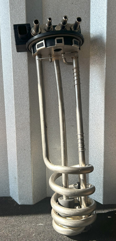 DAF XF 106 TEMPERATURE AND ADBLUE LEVEL SENSOR - Сенсор: фото 1 DAF XF 106 TEMPERATURE AND ADBLUE LEVEL SENSOR - Сенсор: фото 1