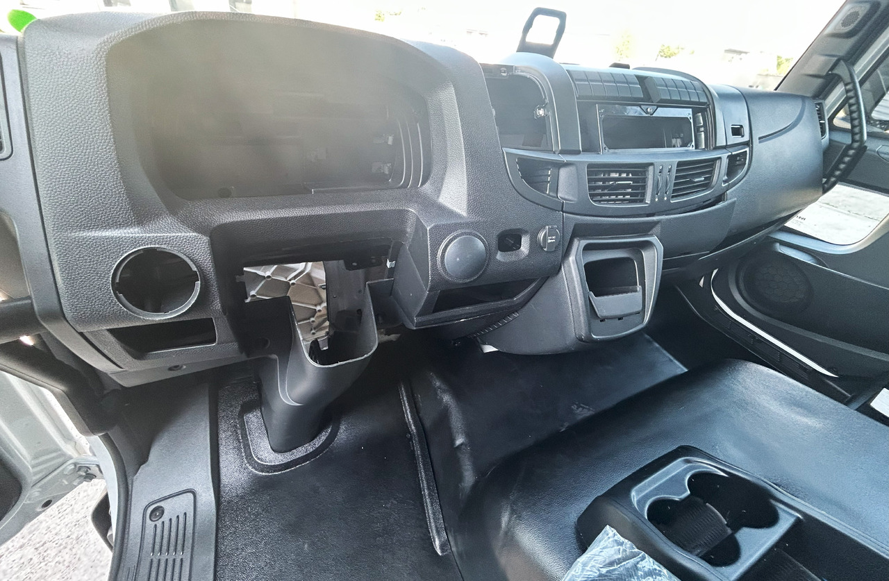 Новый Кабина для Легковых автомобилей IVECO Eurocargo 75 DAY cabine Fahrerhaus Cab 2025: фото 25 Новый Кабина для Легковых автомобилей IVECO Eurocargo 75 DAY cabine Fahrerhaus Cab 2025: фото 25