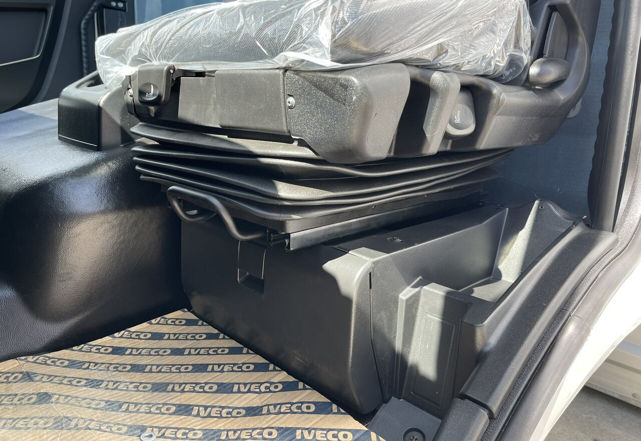 Новый Кабина для Легковых автомобилей IVECO Eurocargo for IVECO Eurocargo DAY cabine: фото 10 Новый Кабина для Легковых автомобилей IVECO Eurocargo for IVECO Eurocargo DAY cabine: фото 10