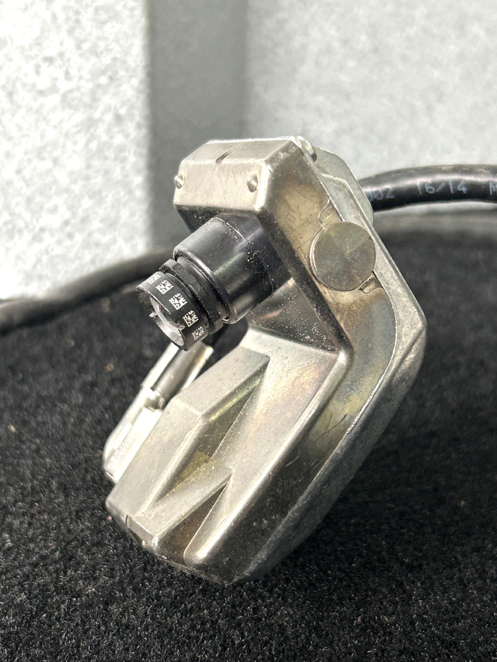 MERCEDES CAMERA RADAR LANE ASSISTANT + CABLE ACTROS MP4 A00282206797 - Сенсор: фото 1 MERCEDES CAMERA RADAR LANE ASSISTANT + CABLE ACTROS MP4 A00282206797 - Сенсор: фото 1