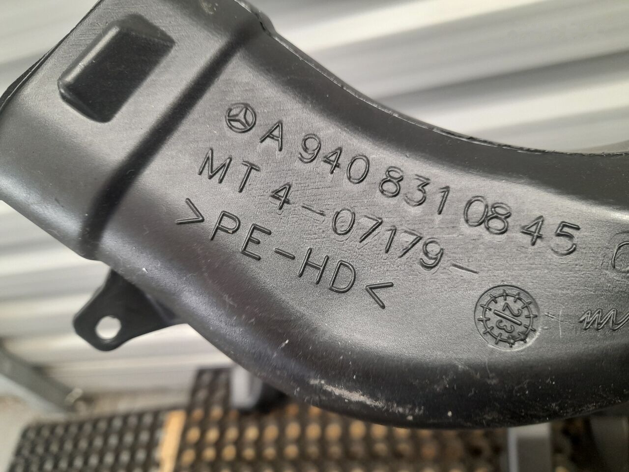 Mercedes-Benz ATEGO 2023 - Впускная труба для Грузовиков: фото 3 Mercedes-Benz ATEGO 2023 - Впускная труба для Грузовиков: фото 3